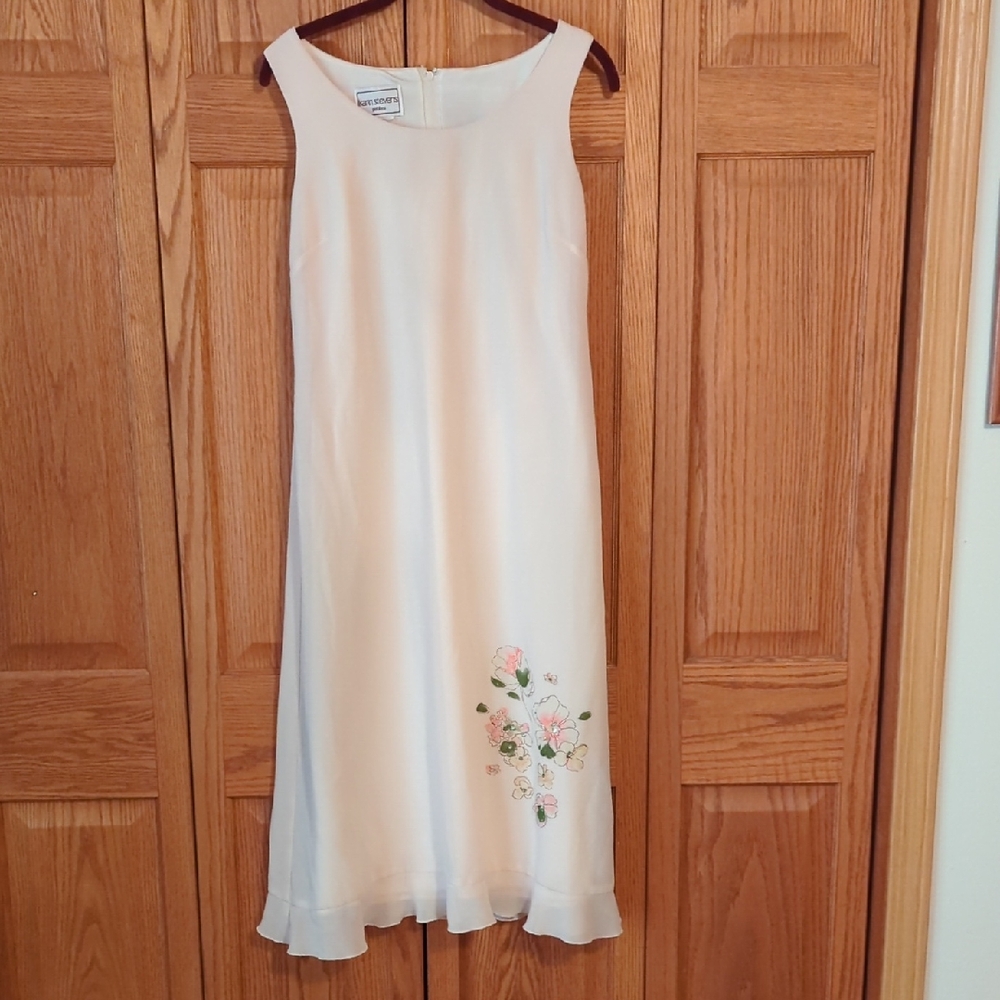 Karin Stevens Cream Floral Midi Dress